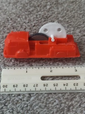 1970-е Quaker Cap'N Crunch Cereal Premium гироскоп пожарный крюк и лестница - Изображение 1 из 4