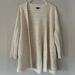 Suéter Cárdigan Abierto Tejido con Cable Color Crema Talbots Talla XL - Imagen 1 de 10