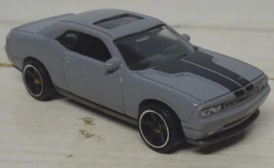 Matchbox Dodge Challenger SRT8 grigio MBX 1/67 MB759 Made in Thailandia 2008 - Immagine 1 di 4