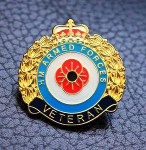 Armed Forces Veteran poppies enamel military pin badge UK Raf poppy purple - Picture 1 of 3