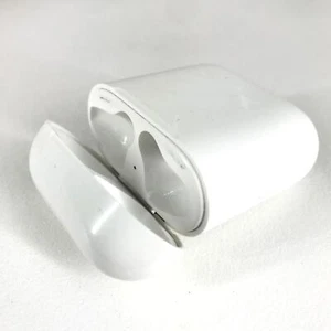 Coque de charge Apple AirPods 1ère 2ème génération UNIQUEMENT Lightning - A1602 AUTHENTIQUE APPLE - Photo 1 sur 6