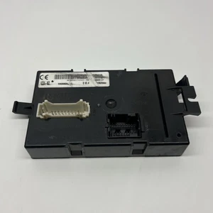 Vauxhall Vivaro Trafic Primastar Body Control Module BCM UCH P8200374949 - Picture 1 of 5