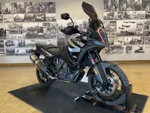 2020 KTM 1290 Super Adventure S - Picture 1 of 17