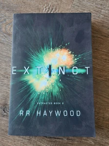 Extinct: Extracted Book 3 - RR Haywood Paperback - Picture 1 of 2