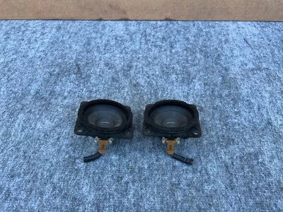 INFINITI M37 M35H M56 Q70 2011-2019 OEM CUBIERTA TRASERA TWEETERS SISTEMA DE AUDIO BOSE Foto 1 de 4