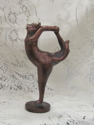GATO DANZANTE MODERNO COLOR BRONCE ARTE ESTILO RESINA FIGURA 5"X3"X 2" 12058 NUEVO Foto 1 de 4