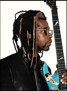 Living Colour Vernon Reid with custom Hamer guitar 8 x 11 color pin-up photo - Picture 1 of 3
