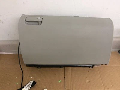 MERCEDES BENZ OEM GL450 W164 X164 TABLERO DELANTERO DERECHO PASAJERO GUANTERA GRIS  Foto 1 de 4