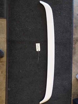 Alerón trasero VW Corrado VR6 OEM 90-95 Foto 1 de 4