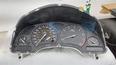 2002 Saturn S Speedometer Instrument Cluster  - Image 1 of 4