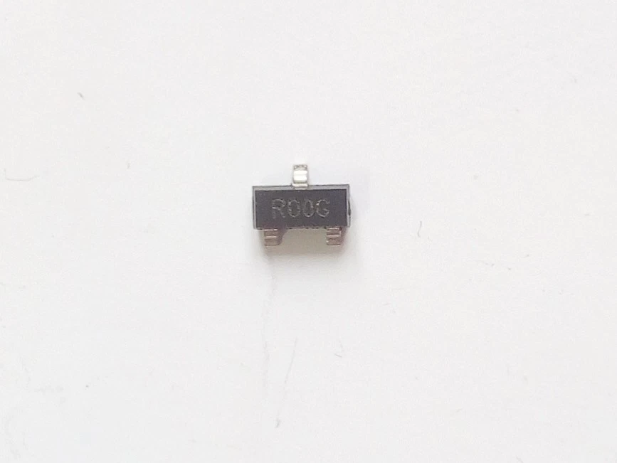 MCP101T-475, 3-Pin µC Reset Circuit, Push-Pull activ High Output, SOT23, RO0G - Image 1 of 1