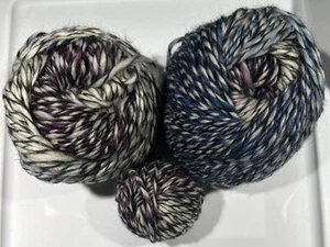 LOTE de Arco Iris en Frambuesa Azul por Loops&Threads 3.5oz 3.6oz .9oz aprox 390yds - Imagen 1 de 4