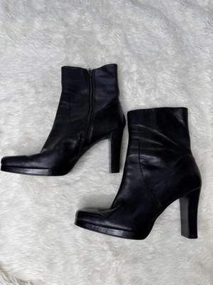 Botas al Tobillo Worthington Tacón Cuero Negras Puntera Cuadrada Talla 8 Cápsula Plataforma Foto 1 de 4