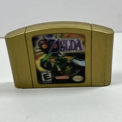 Vintage The Legend of Zelda Majora's Mask Nintendo 64 Game Gold Cartridge Holo - Image 1 of 4