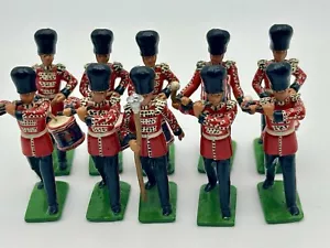 BRITISH FUSILIER PIPES AND DRUMS BAND - NEW TOY SOLDIER - SET OF 10- Lot B6 - Picture 1 of 3
