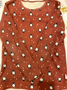 MINT CONDITION!! COTTON SOFT AND COMFORTABLE, UNISEX SIZE 5-6 - Picture 1 of 2