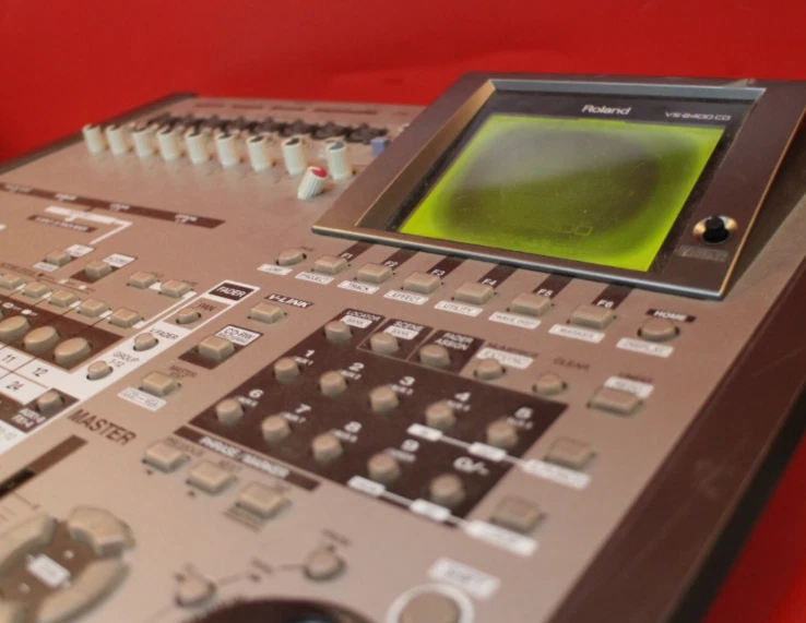 USED Roland VS-2400CD VS 2400 Digital Studio Workstation Recorder U1100 200925 - Image 1 of 4