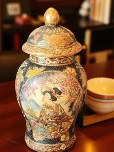 Vintage Chinese Moriage Ginger Jar Vase – Geisha Floral Gold Enamel 6.5" Lidded - Picture 1 of 10
