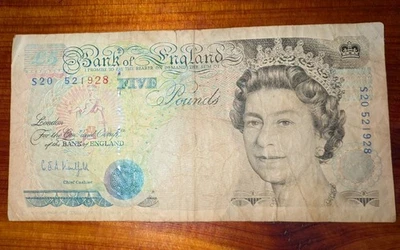 Billete de 5 libras 1990 locomotora George Stephenson del Banco de Inglaterra Foto 1 de 2