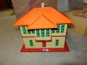 MTH LIONEL STANDARD GAUGE #437 SWITCH TOWER, Yellow/Orange, OB - Picture 1 of 8