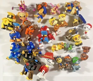 Lote de 27 figuras de PVC Spin Master Paw Patrol - Marshall Chase Skye Mighty Movie! - Imagen 1 de 9