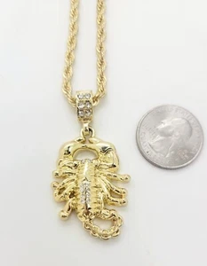 "COLGANTE DE CUERDA DE 24" DE TONO DORADO CZ HIP HOP KING ESCARPIOIN - Imagen 1 de 3