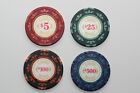 Lot de quatre jetons de poker originaux JAMES BOND CASINO ROYALE par Cartamundi