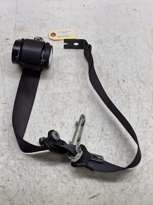 2018-2024 Buick Enclave OEM Right Rear 2nd Row Seat Belt Retractor 84676018 - Image 1 of 4