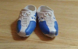 1975 Shindana OJ SIMPSON Puppenzubehör - Fußball Stollen Schuhe - Bild 1 von 3