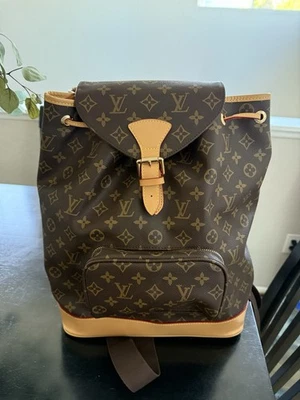 Mochila LOUIS VUITTON Montsouris MM_Monograma Lona PVC Marrón Total Foto 1 de 4