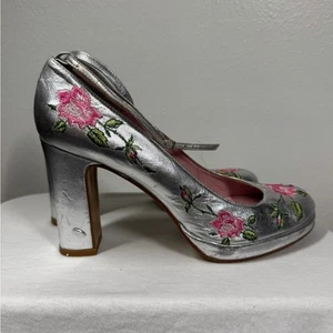 Jeffrey Campbell Silver Floral Pink Green Embroidered Ankle Strap Heels Size 9 - Picture 1 of 16