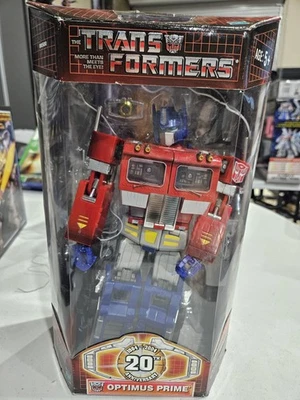Transformers 20th Anniversary Optimus Prime Hasbro 2004  w/ Box - Image 1 of 4