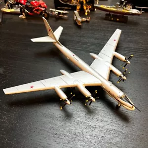 1: 200 Figura Unione Sovietica russa 95 bombardiere Tu95Ms modello di aeromobile lega statica - Foto 1 di 12