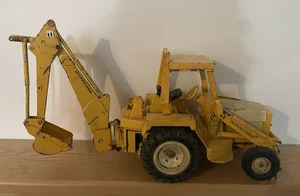 Ertl International Harvester Baggerlader Traktor STK 472 - Bild 1 von 11