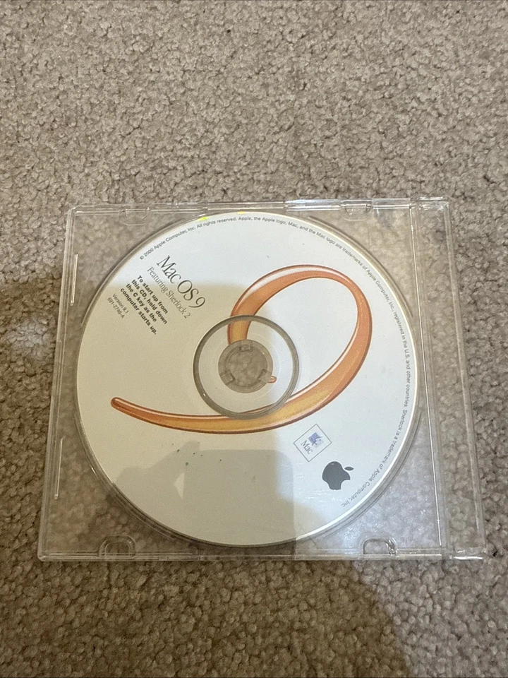 Vintage 2001 Apple Mac OS 9 featuring Sherlock 2 Version 9.2.1 Update CD - Image 1 of 1