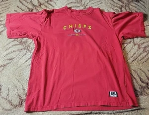 Kansas City Chiefs Shirt Men's LG Red Vintage 1990s Embroidered Short Sleeve Top - Picture 1 of 7