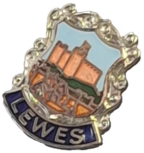 Lewes Town Small Pin Badge East Sussex - Picture 1 of 5
