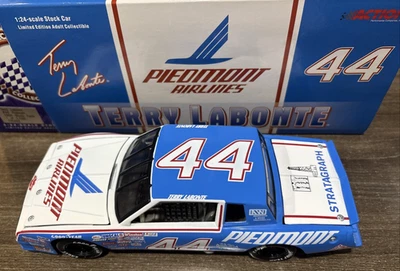 TERRY LABONTE 1984 PIEDMONT AIRLINES #44 1/24 ACTION DIECAST CAR 1/2,508 RARE - Image 1 of 4