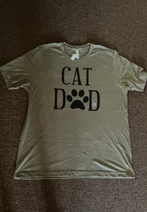 "Cat Dad" - Adult XLG. T-shirt - Picture 1 of 5