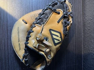 Mizuno GXC 90 Pro-Scoop 33.5” Catcher Left Baseball Gloves - Picture 1 of 4