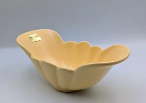 Royal Haeger Art Pottery Yellow Oval #116 Planter Dundee, IL 1996 Soft Sun - Picture 1 of 4
