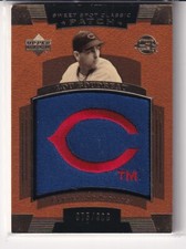 2004 UD SWEET SPOT CLASSIC LOU BOUDREAU TEAM LOGO PATCH CARD /300