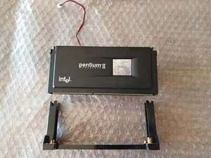 INTEL PENTIUM II 80523PX333512 SL2S5 - Afbeelding 1 van 4