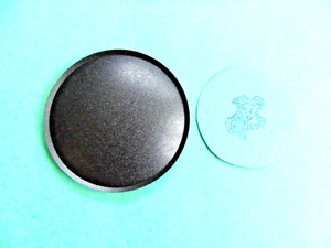 SPEAKER DUST CAP 3.75" - 95.25mm PAPER - LIP UP - Picture 1 of 1