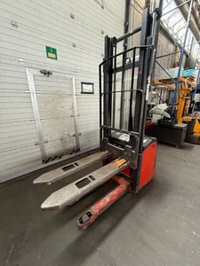 Hochhubameise - Bild 1 von 7