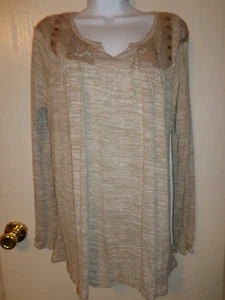 women long sleeve top  NWOT Madison & Berkeley beige size L - Picture 1 of 2