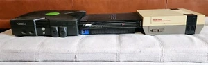 Lotto console giochi per ricambi originali Nintendo Playstation 2 e Xbox - Foto 1 di 11