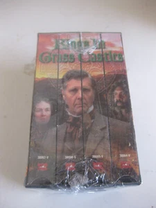 Kings in Grass Castles (VHS, 2001, 4-Tape Set) brand new sealed - Foto 1 di 5