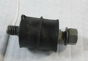 1975 OMC 6 Hp Rubber UPPER Mount Evinrude Johnson Outboard BRACKET OEM - Picture 1 of 2