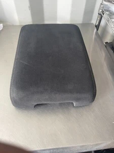 2013-2019 INFINITI QX60 NISSAN PATHFINDER Center Console Armrest Lid Cover Black - Picture 1 of 5